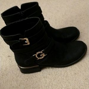 G by Guess size 7.5 black boot